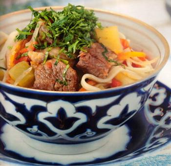 Источник: www.1001eda.com/ujgurskij-lagman Источник: www.1001eda.com/ujgurskij-lagman